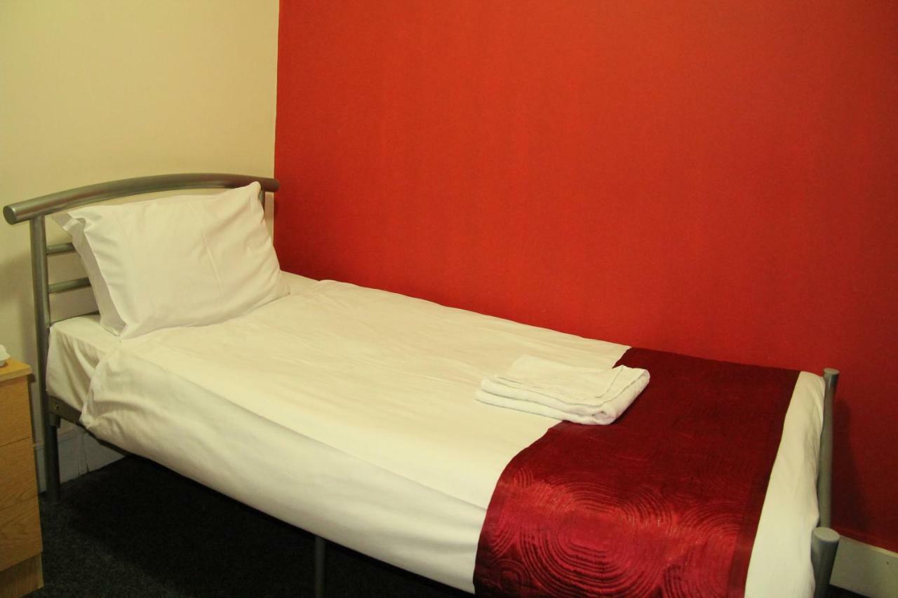 London Olympus Hotel Nirvana Extérieur photo